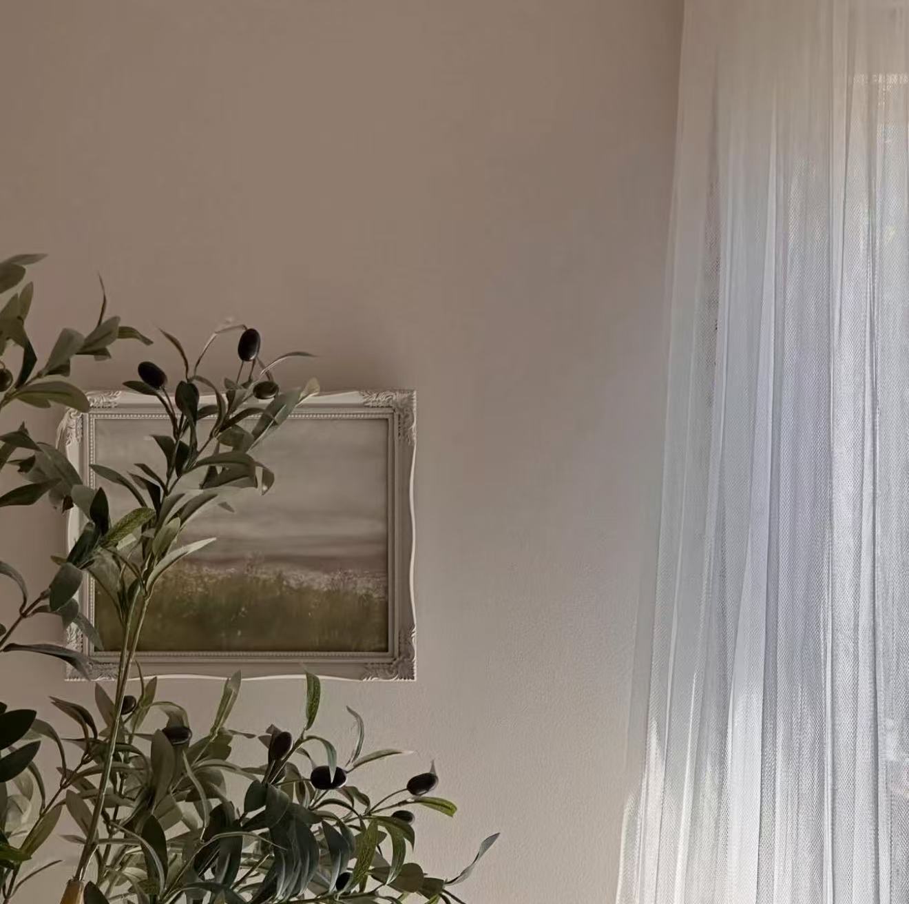 Winter Is On It's Way - 8x10"